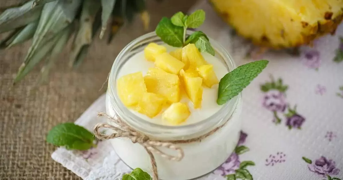 jogurt in ananas za pomlajevanje kože