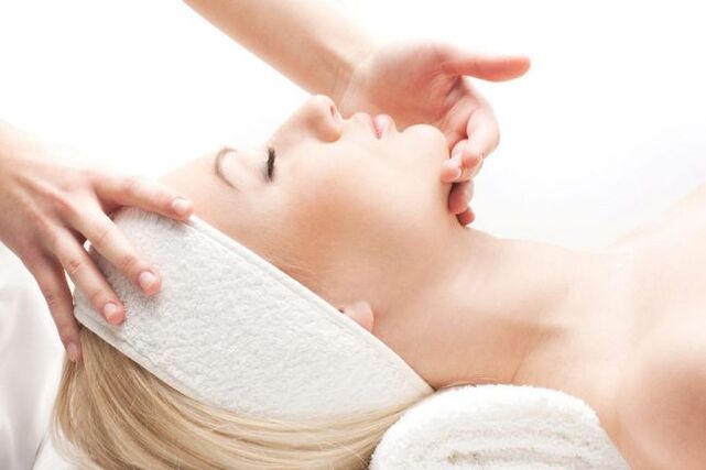 Masaža je učinkovita metoda pomlajevanja kože obraza